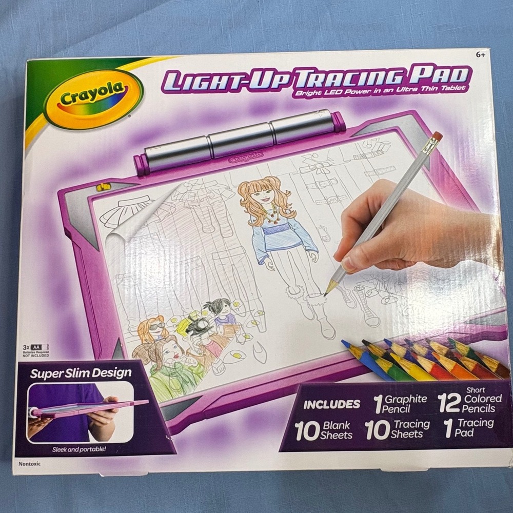 Crayola Light-Up Tracing Pad Pink LED Drawing Tablet Art Kit for Kids 040909 NEW